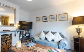 Cozy Nook Boutique Cottage